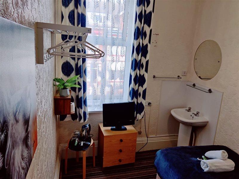 Oyo St Kildas Hotel